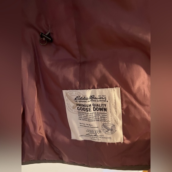 Eddie Bauer Goose down vest - Picture 6 of 8